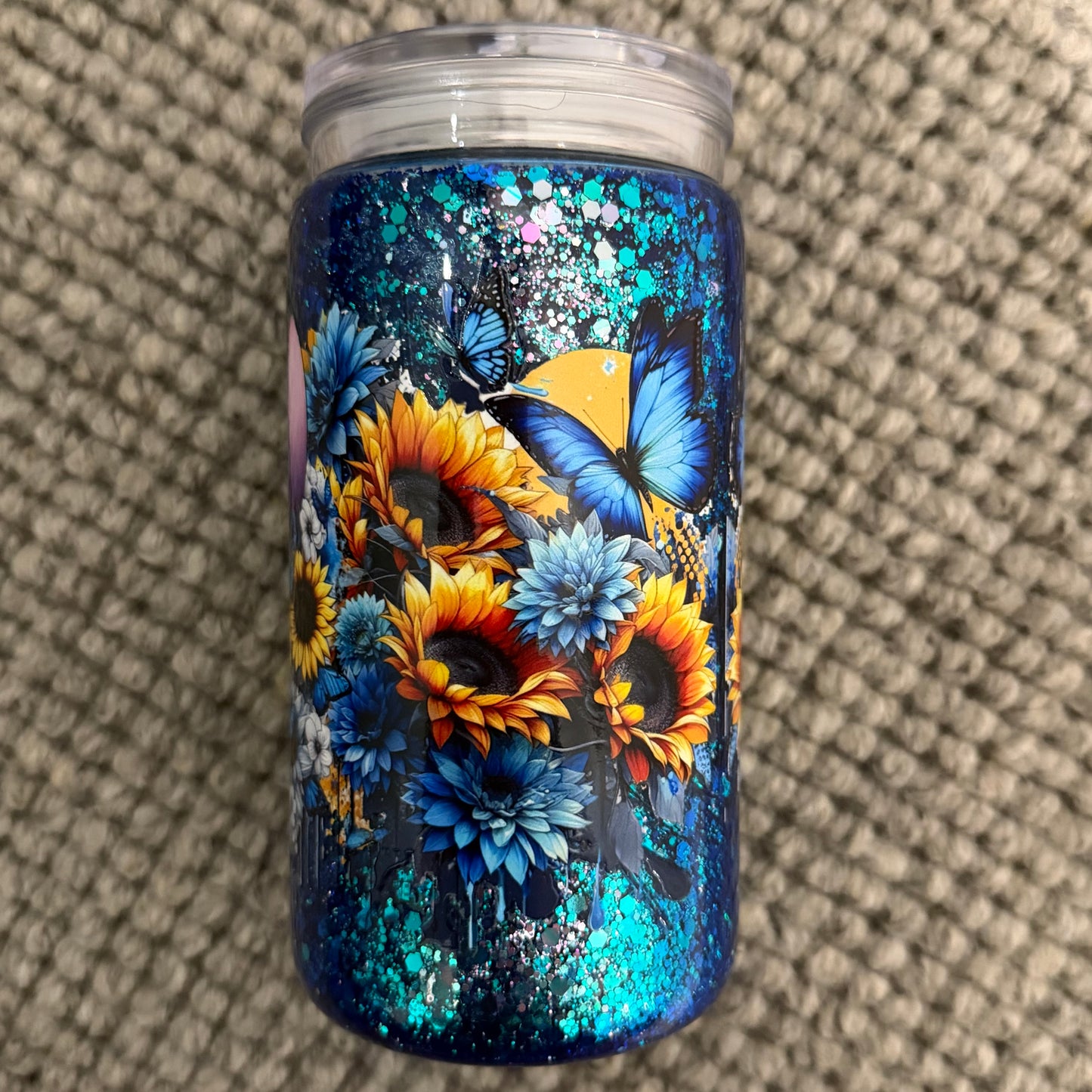 ❄️ 16oz Acrylic Snow Globe Tumbler (blue alien sunflowers)